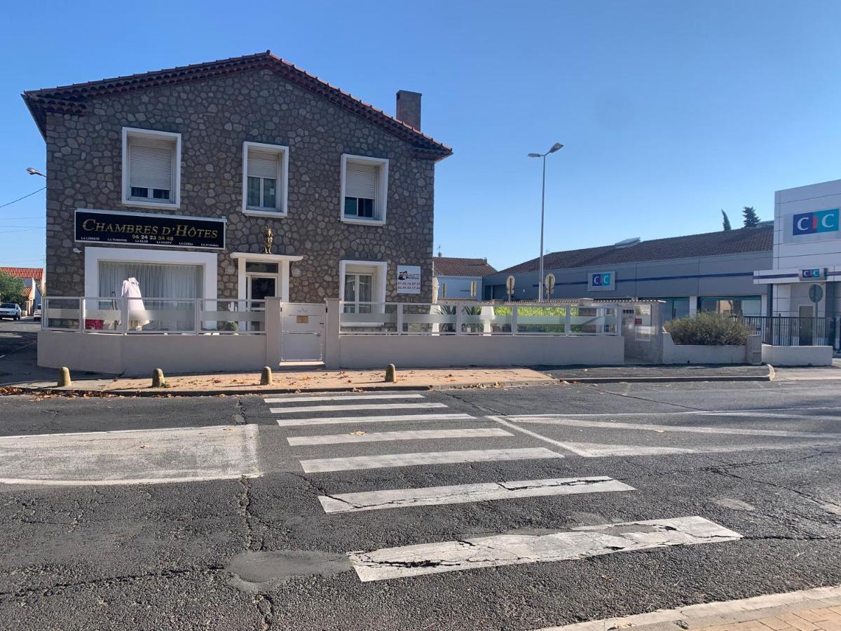 La Turenne Narbonne Bagian luar foto